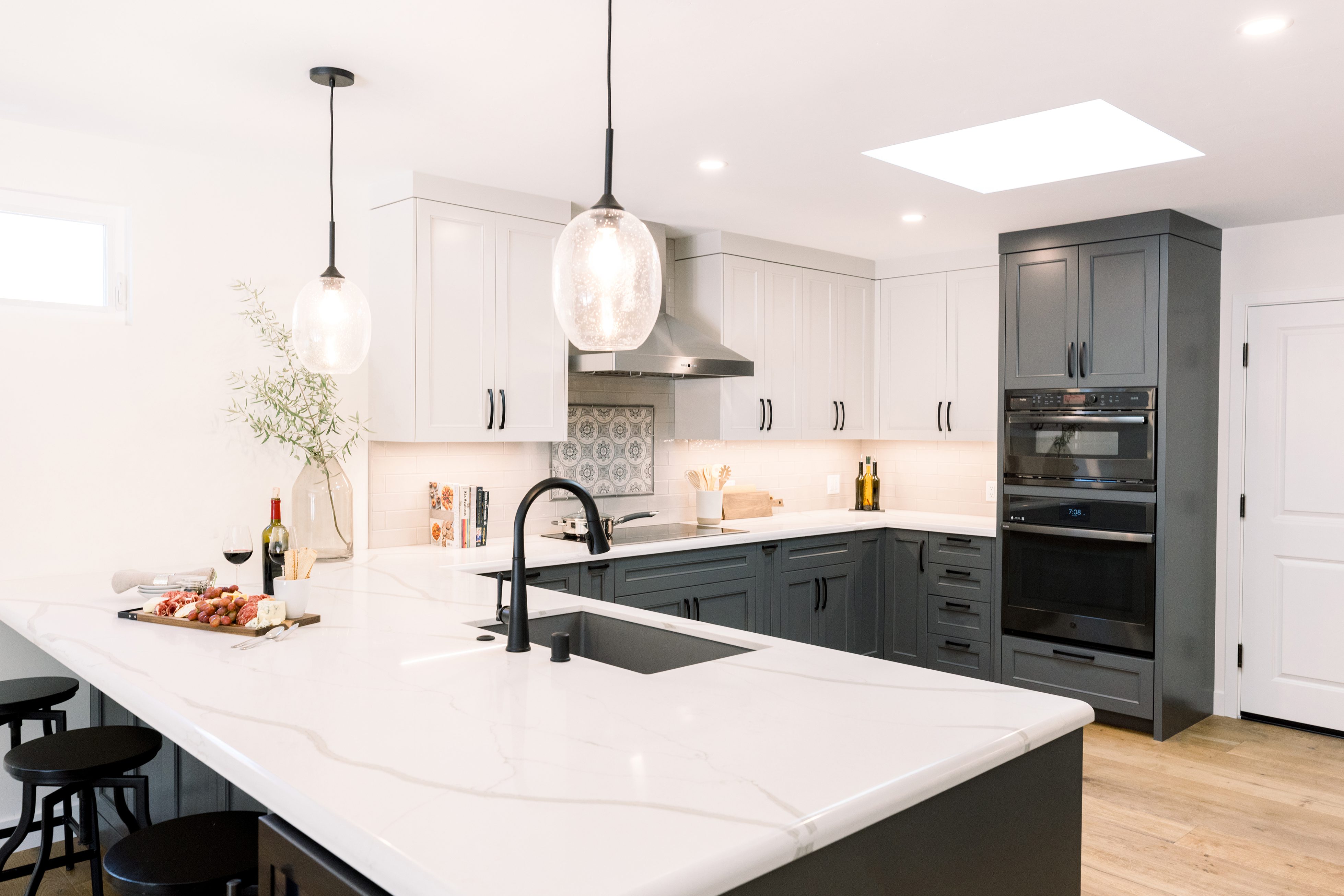 This-Santa-Clara-home-relies-on-natural-ambient-task-and-accent-lighting-in-the-kitchen-to-create-not-only-a-beautiful-but-also-a-functional-space