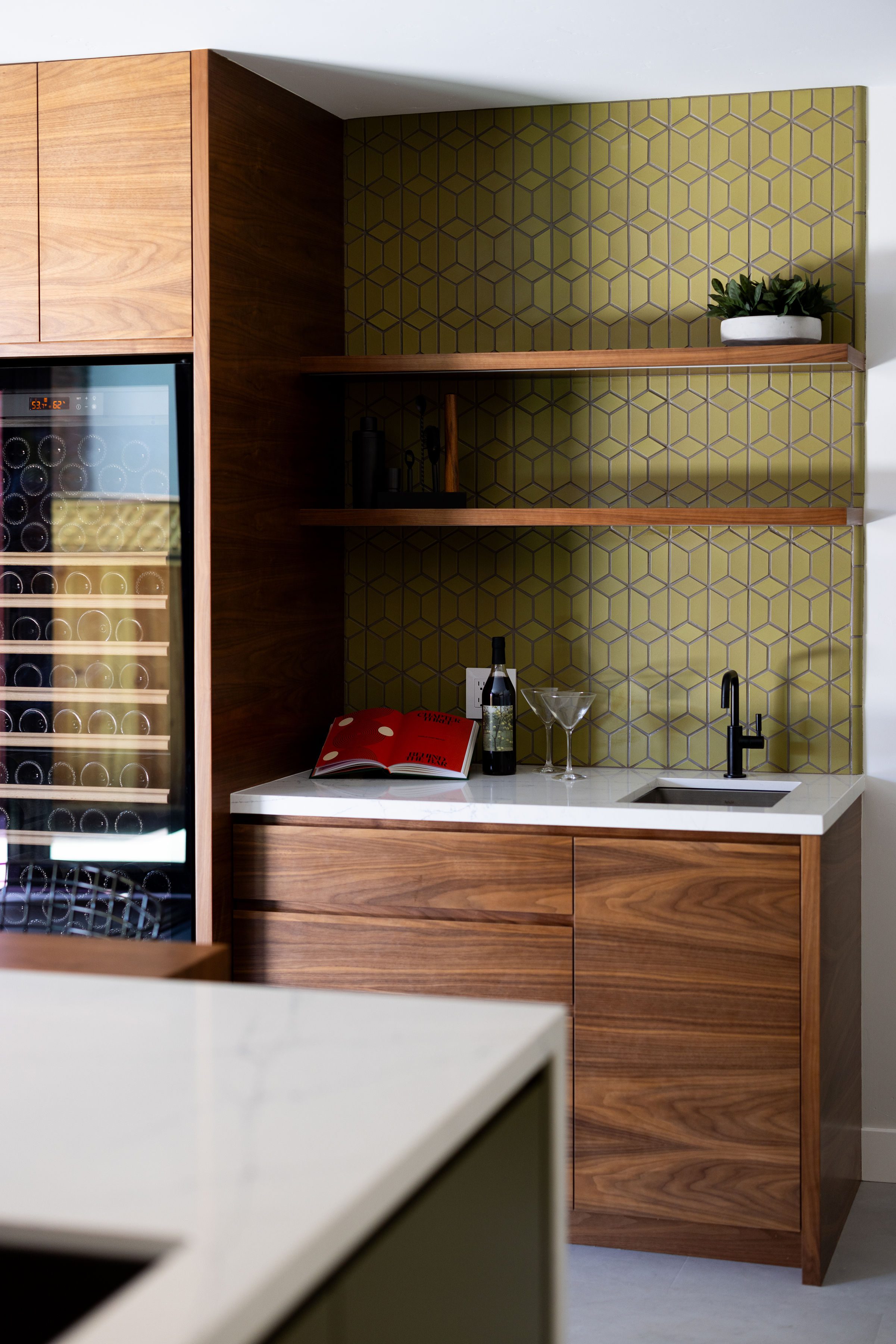 Accessibility-is-big-part-of-universal-design-when-it-comes-to-the-kitchen